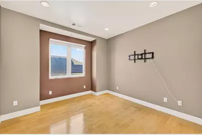 1043 Locust St, San Jose, CA 95110 - Photo 44