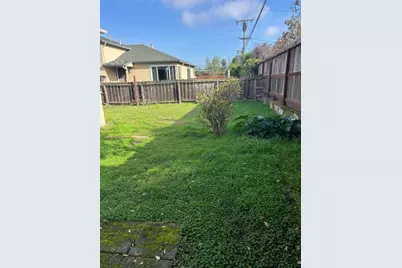 231 Paramount Dr, Millbrae, CA 94030 - Photo 2