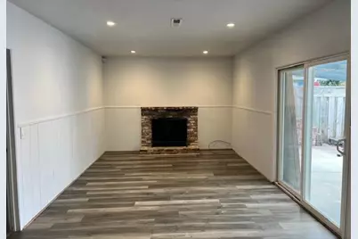 17 Blossom Dr, Watsonville, CA 95076 - Photo 2