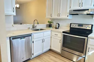 2175 Summerton Dr, San Jose, CA 95122 - Photo 6