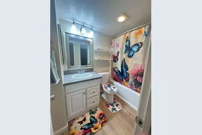 2175 Summerton Dr, San Jose, CA 95122 - Photo 14