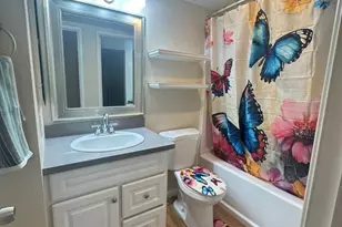 2175 Summerton Dr, San Jose, CA 95122 - Photo 14