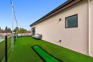 916 Woodside Rd, Redwood City, CA 94061 - Photo 26