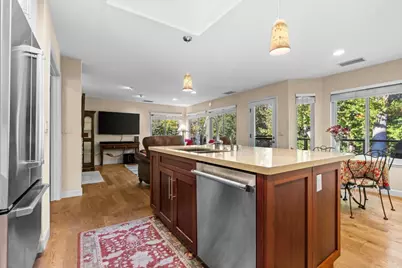 7931 Caledonia Dr, San Jose, CA 95135 - Photo 16