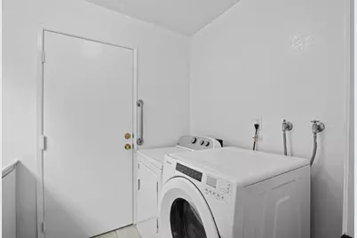 515 Fontanelle Ct, San Jose, CA 95111 - Photo 22