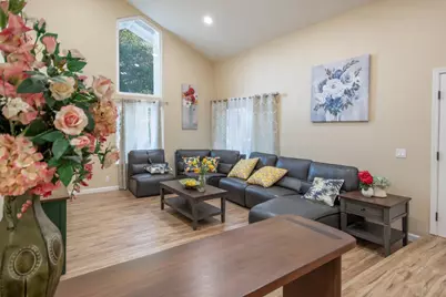 3195 Kawalker Ln, San Jose, CA 95127 - Photo 10