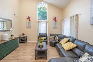 3195 Kawalker Ln, San Jose, CA 95127 - Photo 6