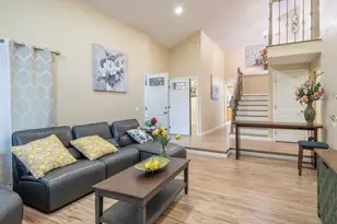 3195 Kawalker Ln, San Jose, CA 95127 - Photo 8