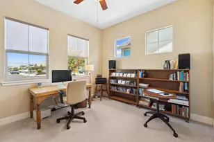 2011 Sage Dr, Hollister, CA 95023 - Photo 10