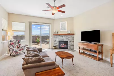 2011 Sage Dr, Hollister, CA 95023 - Photo 28