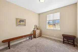 2011 Sage Dr, Hollister, CA 95023 - Photo 34