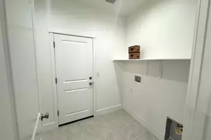 1261 Gypsum Ct, Los Banos, CA 93635 - Photo 8