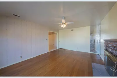 217 Iris Dr, Salinas, CA 93906 - Photo 8