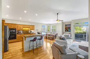 10511 Fairway Ct, Carmel, CA 93923 - Photo 8