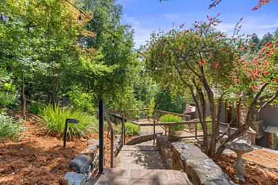 19060 Laurel Dr, Los Gatos, CA 95033 - Photo 38