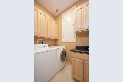 780 S El Monte Ave, Los Altos, CA 94022 - Photo 46