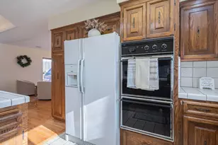 1527 Atherton Way, Salinas, CA 93906 - Photo 12