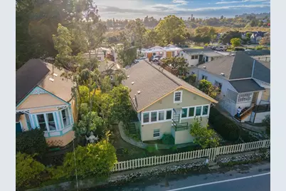 116 W Cliff Dr, Santa Cruz, CA 95060 - Photo 2