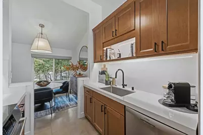 1115 Crestview Dr 2, San Carlos, CA 94070 - Photo 4