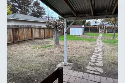 1441 W 20th St, Merced, CA 95340 - Photo 12