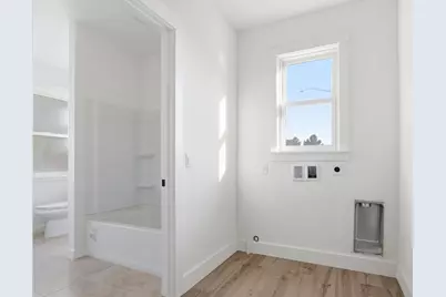 140 E Reed St 3, San Jose, CA 95112 - Photo 8