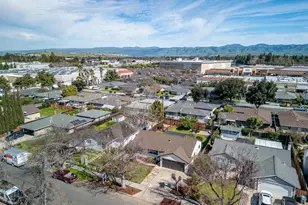 5444 Clovercrest Dr, San Jose, CA 95118 - Photo 32