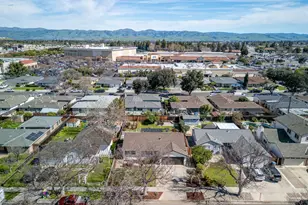 5444 Clovercrest Dr, San Jose, CA 95118 - Photo 38