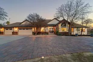 380 W Middle Ave, Morgan Hill, CA 95037 - Photo 2