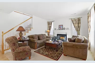 1955 Domaine Dr, Morgan Hill, CA 95037 - Photo 4