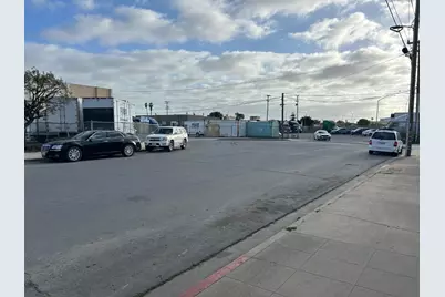 14 Front St 16, Salinas, CA 93901 - Photo 24
