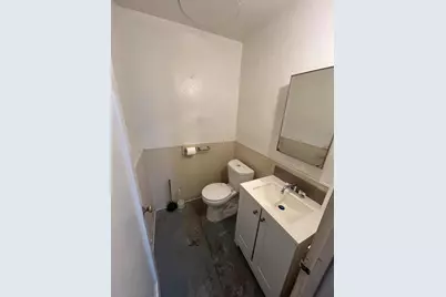 14 Front St 16, Salinas, CA 93901 - Photo 20