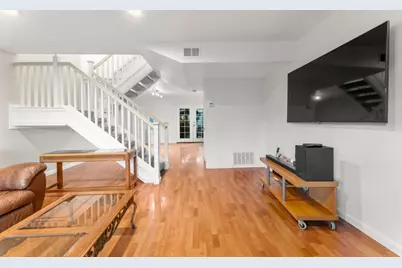 7108 Coral Gables Cir, San Jose, CA 95139 - Photo 8