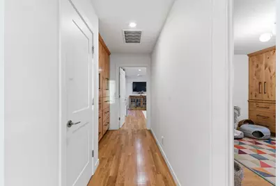 10500 Travis Ct, Gilroy, CA 95020 - Photo 24