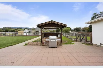 10500 Travis Ct, Gilroy, CA 95020 - Photo 42