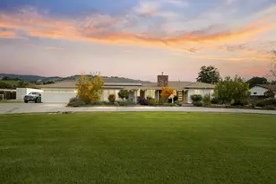 10500 Travis Ct, Gilroy, CA 95020 - Photo 1