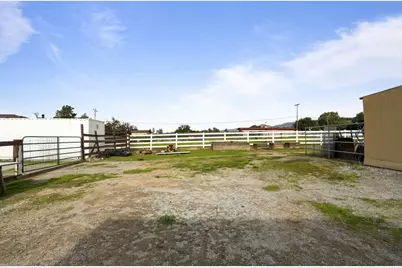 10500 Travis Ct, Gilroy, CA 95020 - Photo 50