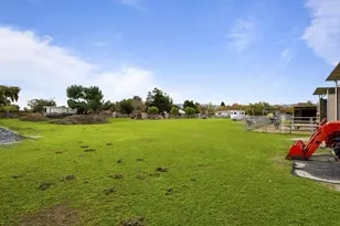 10500 Travis Ct, Gilroy, CA 95020 - Photo 56