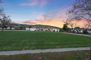 10500 Travis Ct, Gilroy, CA 95020 - Photo 36