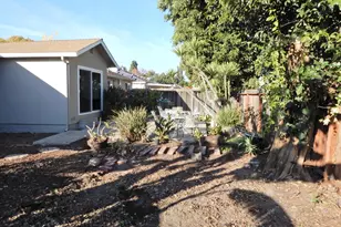 2060 Pulgas Ave, East Palo Alto, CA 94303 - Photo 24