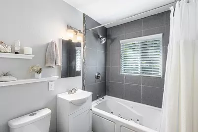 5914 Channel Dr, Santa Rosa, CA 95409 - Photo 14