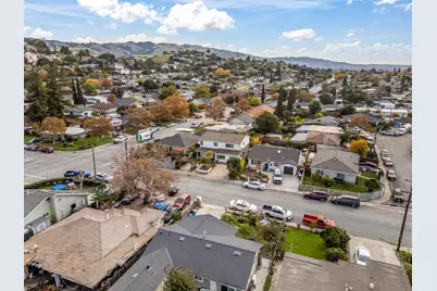 14504 Jerilyn Dr, San Jose, CA 95127 - Photo 32