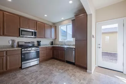 773 Brandywine Ln, King City, CA 93930 - Photo 12