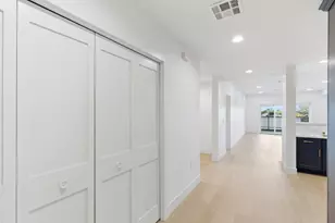 560 El Camino Real 207, San Carlos, CA 94070 - Photo 2