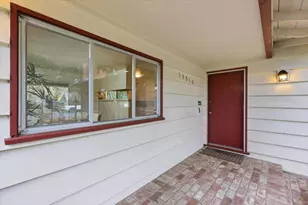 13910 Ravenwood Dr, Saratoga, CA 95070 - Photo 2