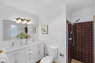 13910 Ravenwood Dr, Saratoga, CA 95070 - Photo 30