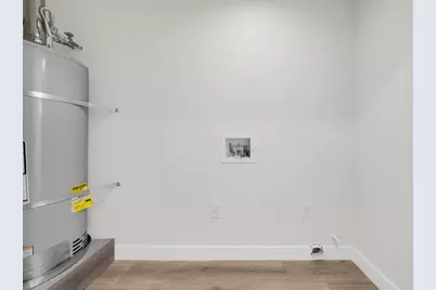 1539 E San Fernando St, San Jose, CA 95116 - Photo 42