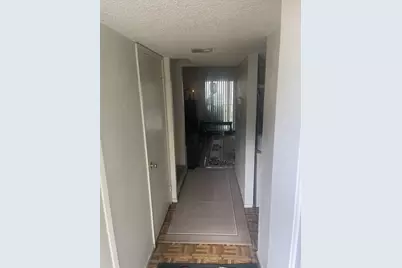 5957 Mack Rd, Sacramento, CA 95823 - Photo 6