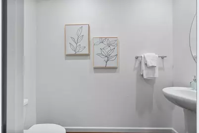 20 Hospital Rd, Hollister, CA 95023 - Photo 8