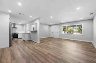 212 E Longview Ave, Stockton, CA 95207 - Photo 18