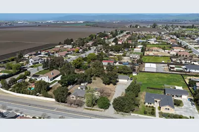 1320 Santa Ana Rd, Hollister, CA 95023 - Photo 38